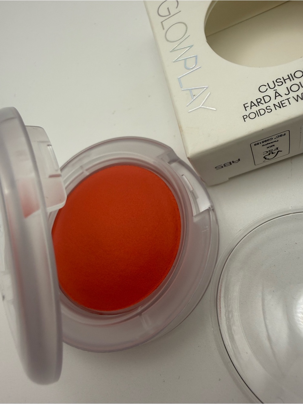 MAC Glow Play Cushiony Blush in shade GROOVY